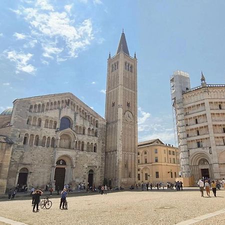 Luxury 1 Al Duomo Di Parma Appartement Buitenkant foto