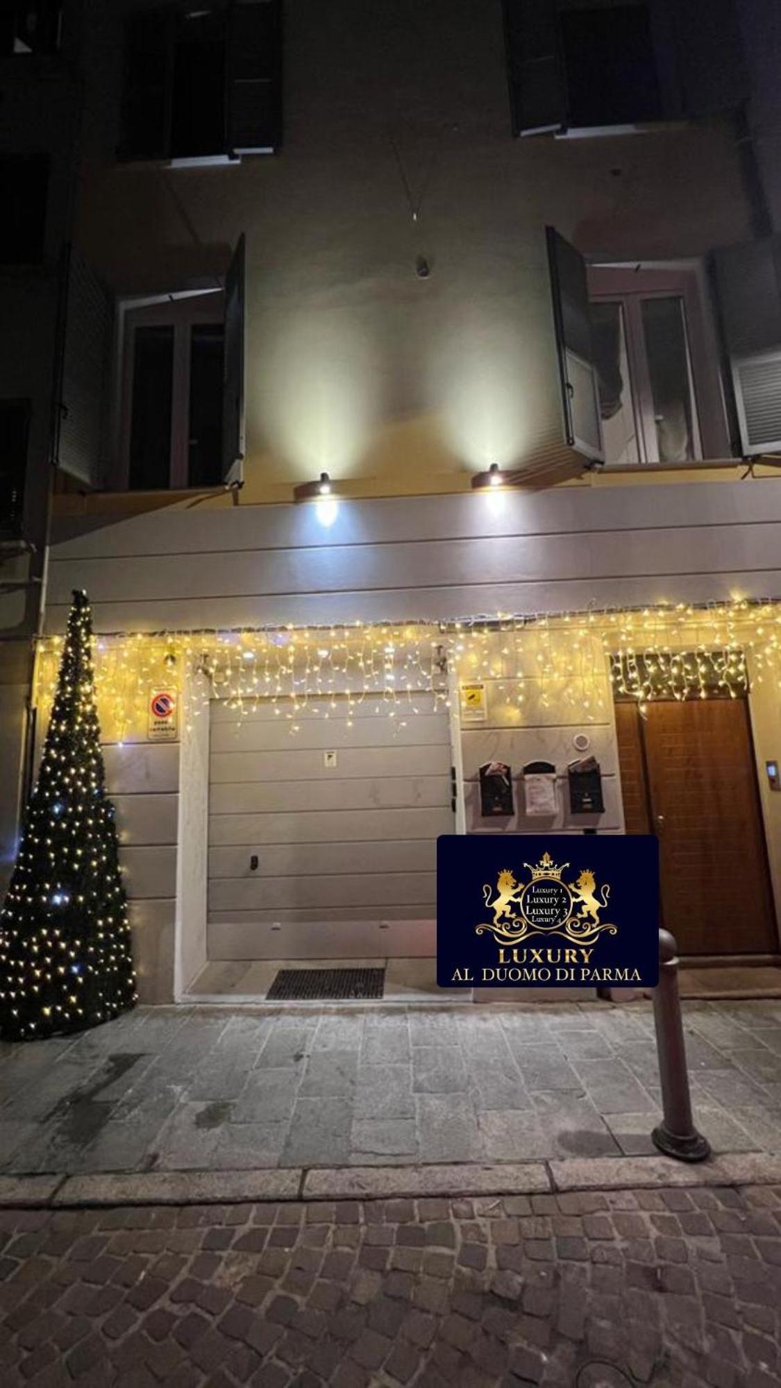 Luxury 1 Al Duomo Di Parma Appartement Buitenkant foto